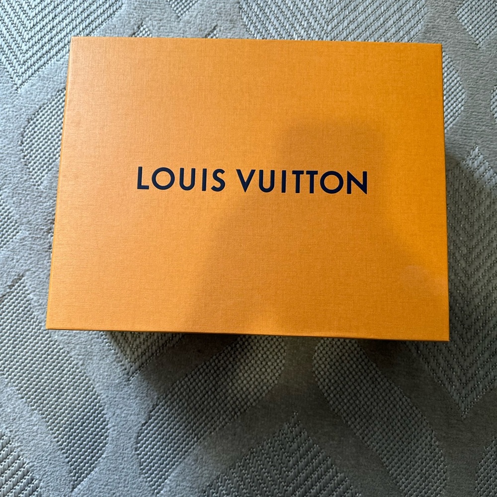 Louis Vuitton pink sandals